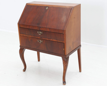 Load image into Gallery viewer, Avautuva kirjoituslipasto