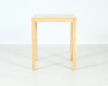 Lataa kuva Galleria-katseluun, Arktis Tempo t43 sivupöytä