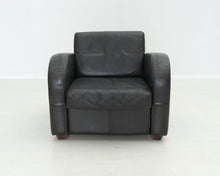 Lataa kuva Galleria-katseluun, Antiikkinahkainen nojatuoli II
