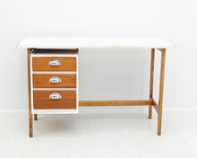 Lataa kuva Galleria-katseluun, 60-luvun pieni työpöytä
