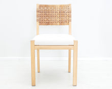 Lataa kuva Galleria-katseluun, Artek Aino Aalto 615 rottinkinen tuoli