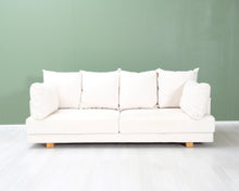 Lataa kuva Galleria-katseluun, 3-istuttava kangassohva valkoinen