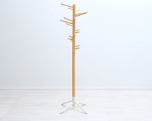 Load image into Gallery viewer, Artekin vaatenaulakko