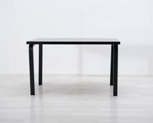 Lataa kuva Galleria-katseluun, Artek 81B pöytä musta