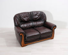 Lataa kuva Galleria-katseluun, 2-istuttava nahkasohva ruskea