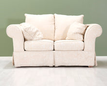 Lataa kuva Galleria-katseluun, 2-istuttava kangassohva beige