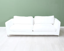 Lataa kuva Galleria-katseluun, 3-istuttava Valanti sohva valkoinen