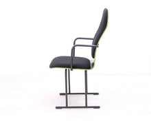 Load image into Gallery viewer, Avarte Yrjö Kukkapuro tuoli musta