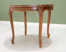 Lataa kuva Galleria-katseluun, Antiikkinen apupöytä