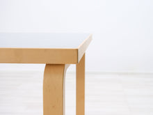 Lataa kuva Galleria-katseluun, Artek 83 ruokapöytä koivu / harmaa