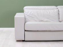 Lataa kuva Galleria-katseluun, 3-istuttava nahkasohva valkoinen