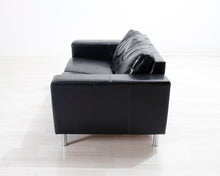 Lataa kuva Galleria-katseluun, 2-istuttava nahkasohva musta