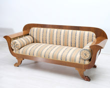 Lataa kuva Galleria-katseluun, 3-istuttava kangassohva