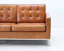 Lataa kuva Galleria-katseluun, 3-istuttava nahkasohva konjakinvärinen