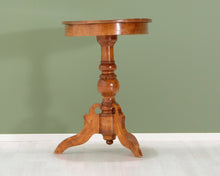 Lataa kuva Galleria-katseluun, Antiikkinen pilaripöytä