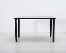 Lataa kuva Galleria-katseluun, Artek 81B pöytä musta