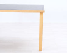 Load image into Gallery viewer, Artek pöytä 120 x 70 cm musta