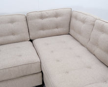 Lataa kuva Galleria-katseluun, A&G Merch 3-istuttava avokulmasohva beige
