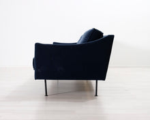 Lataa kuva Galleria-katseluun, 3-istuttava kangassohva tummansininen