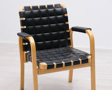 Lataa kuva Galleria-katseluun, Artek 45 nojatuoli musta keinonahka