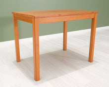 Lataa kuva Galleria-katseluun, Sohvapöytä tiikkiä