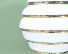 Lataa kuva Galleria-katseluun, Artek A331 Mehiläispesä riippuvalaisin valkoinen