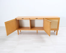 Lataa kuva Galleria-katseluun, 70-luvun senkki