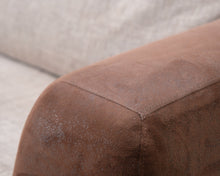 Lataa kuva Galleria-katseluun, 3-istuttava kangassohva ruskea