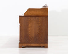 Lataa kuva Galleria-katseluun, Antiikkinen kirjoituspöytä