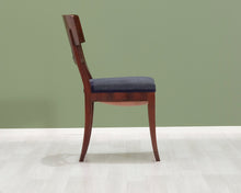 Lataa kuva Galleria-katseluun, Antiikkinen mahonkituoli