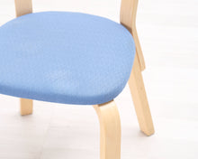 Lataa kuva Galleria-katseluun, Artek 69 tuoli koivu / vaaleansininen