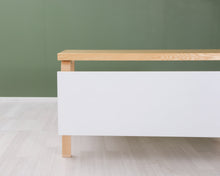 Load image into Gallery viewer, Artek työpöytä 70 x 150 cm koivu / valkoinen