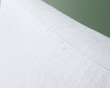 Load image into Gallery viewer, Asko 2-istuttava kangassohva vaaleanharmaa