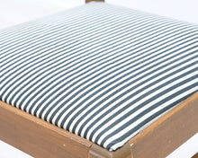 Lataa kuva Galleria-katseluun, Antiikkinen tuoli