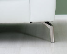 Lataa kuva Galleria-katseluun, 2-istuttava nahkasohva valkoinen