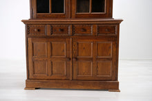 Lataa kuva Galleria-katseluun, Antiikkinen vitriinikaappi ruskea