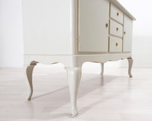 Lataa kuva Galleria-katseluun, Antiikkinen senkki