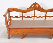 Lataa kuva Galleria-katseluun, Antiikkinen mäntysohva