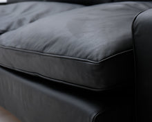Lataa kuva Galleria-katseluun, Artek 590 3-istuttava nahkasohva musta