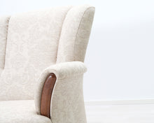 Load image into Gallery viewer, 3-istuttava kangassohva beige