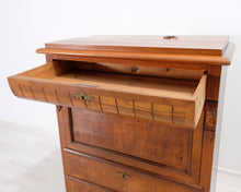 Lataa kuva Galleria-katseluun, Antiikkinen kirjoituslipasto