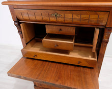 Lataa kuva Galleria-katseluun, Antiikkinen kirjoituslipasto