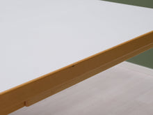 Load image into Gallery viewer, Artek ruokapöytä koivu / valkoinen 120 x 85 cm
