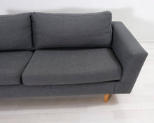 Lataa kuva Galleria-katseluun, 3-istuttava kangassohva harmaa