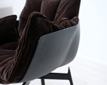 Load image into Gallery viewer, B&B Italia Husk ruokatuoli