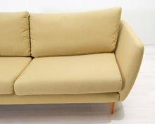 Lataa kuva Galleria-katseluun, 3-istuttava kangassohva vihreä