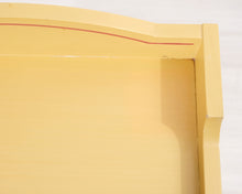 Lataa kuva Galleria-katseluun, Åmells Möbler yöpöytä