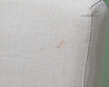 Load image into Gallery viewer, Artwood Boston tuoli luonnonvalkoisella istuimella