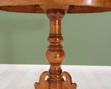 Lataa kuva Galleria-katseluun, Antiikkinen pilaripöytä