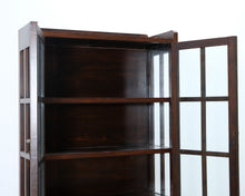 Lataa kuva Galleria-katseluun, Aasialainen vitriini ruskea